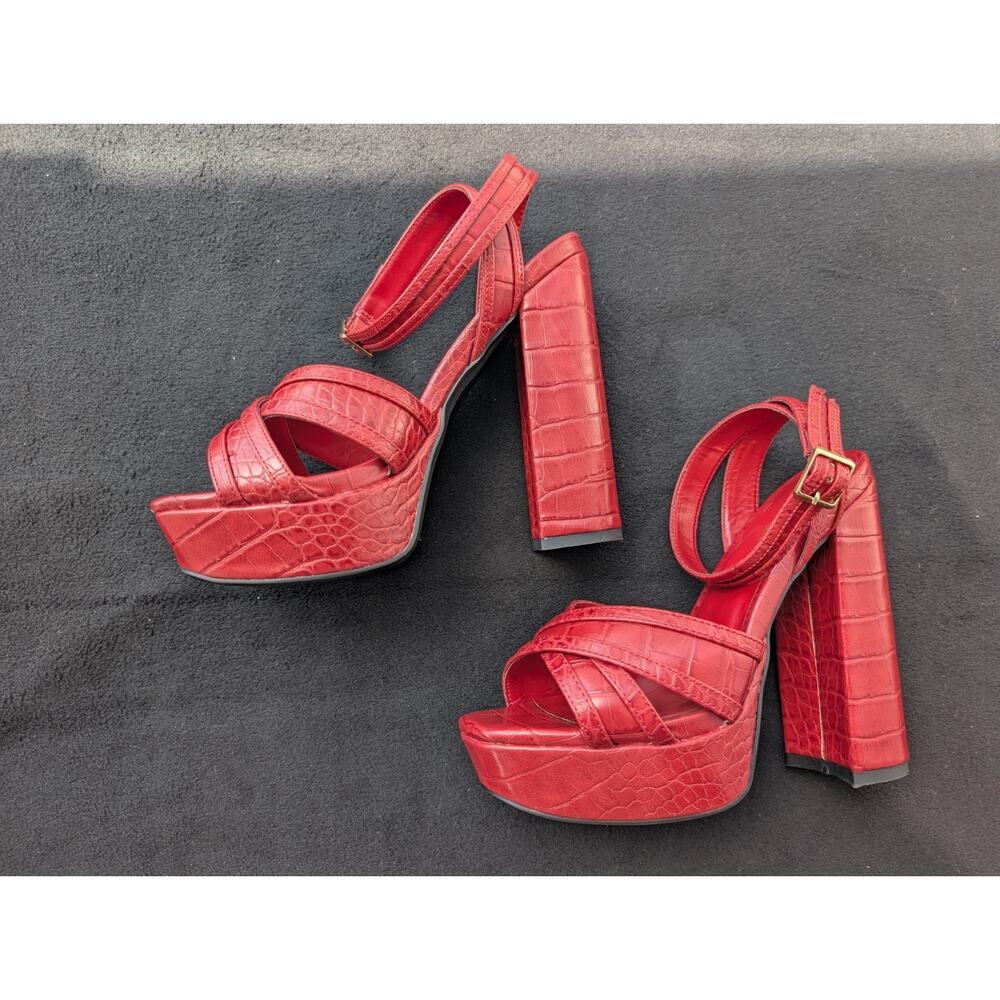 ALDO Women's Dwaurith Croc Embossed Block Heel Platform Sandals W7. 5 - Picture 2 of 9